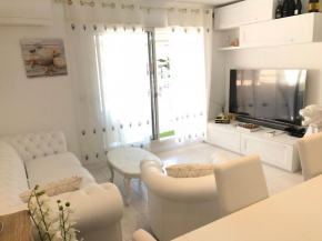 Charming apartment Villa d' Este with a rooftop pool by Weekome